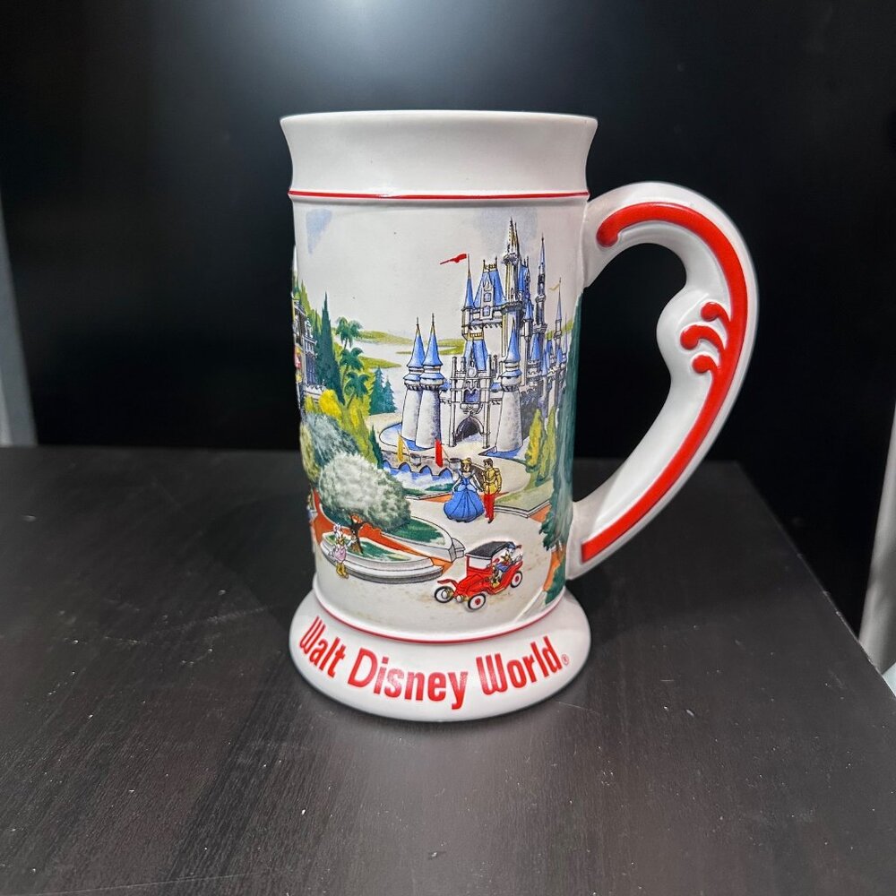 Vintage 3D Walt Disney World Beer Stein Mug Castle Magic Kingdom Disneyland COOL